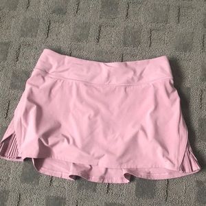 Lululemon play of the pleat skirt